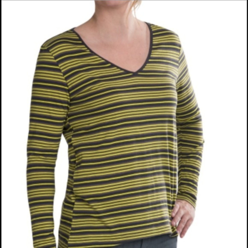 LILLA P Pima Cotton V-Neck  Long Sleeve - NEW $92 Retail